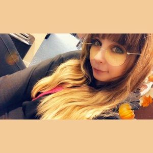 Meet your Posher, Sadie